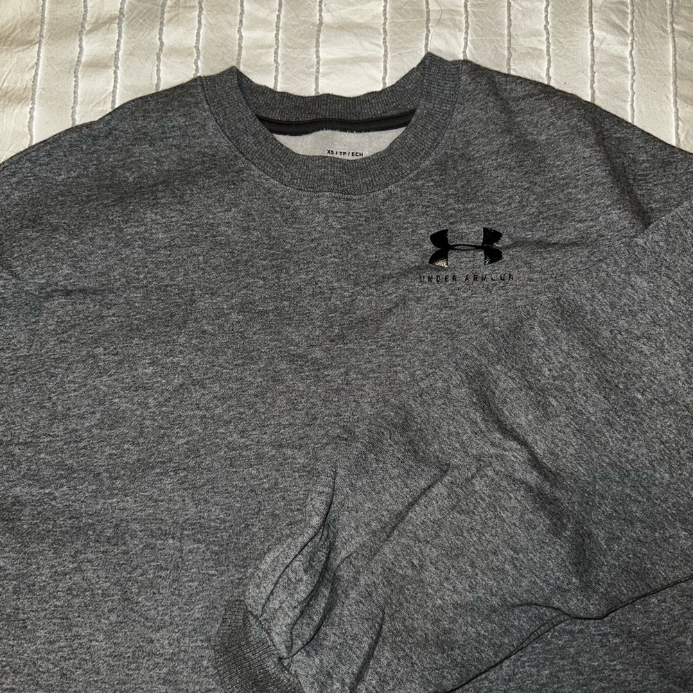 Under Armour Gray Sweatshirt